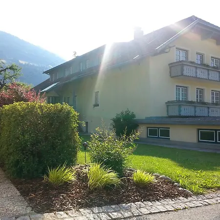 Homestay Zum Schulmeister Reisach