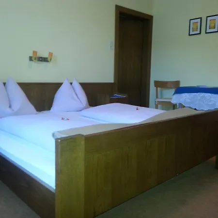 Zum Schulmeister Homestay